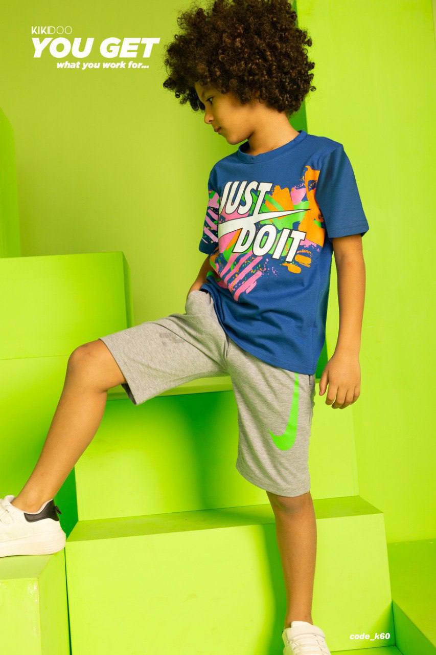 Paint Pop Tee & Solid Knit Shorts Se Secondary image